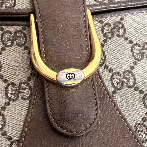 Gucci Tan and Gold Clutch Bag - Picture 5 of 11